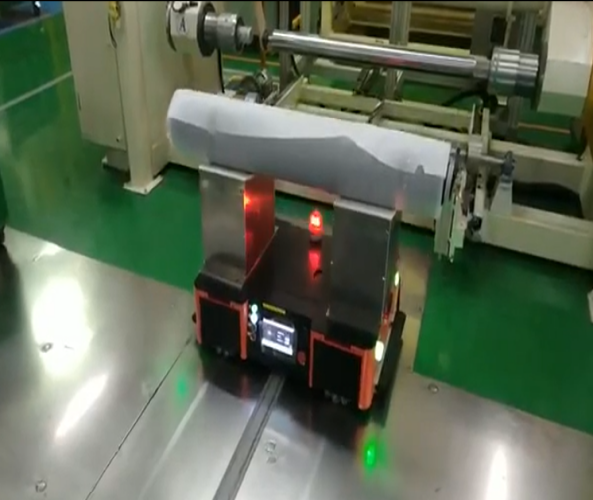 磁條導航舉升式AGV應用