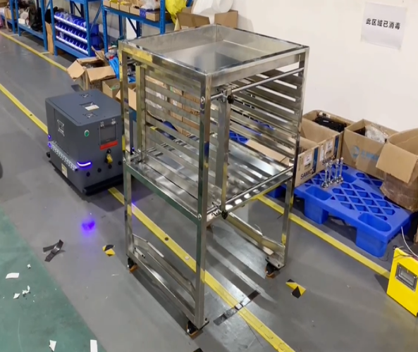 潛伏牽引式磁條導(dǎo)航AGV