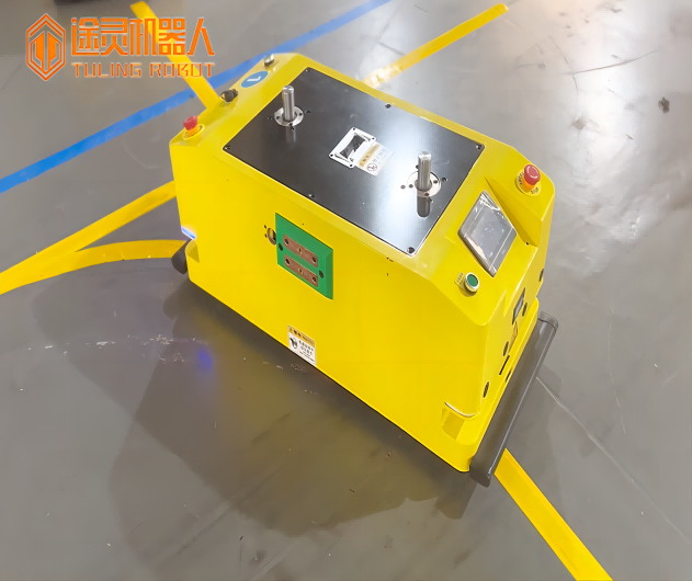 雙向潛伏牽引式AGV